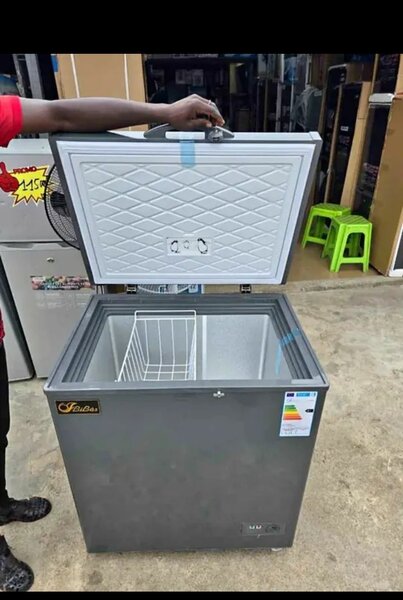 Congélateur coffre compact