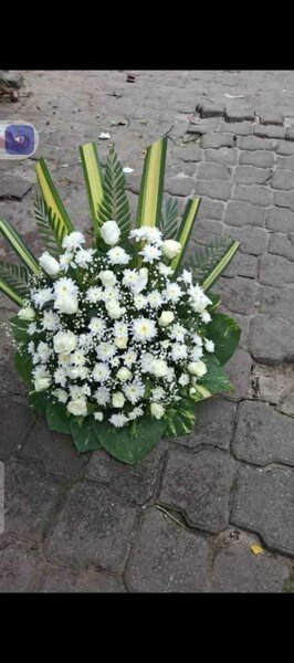 Bouquet funéraire floral