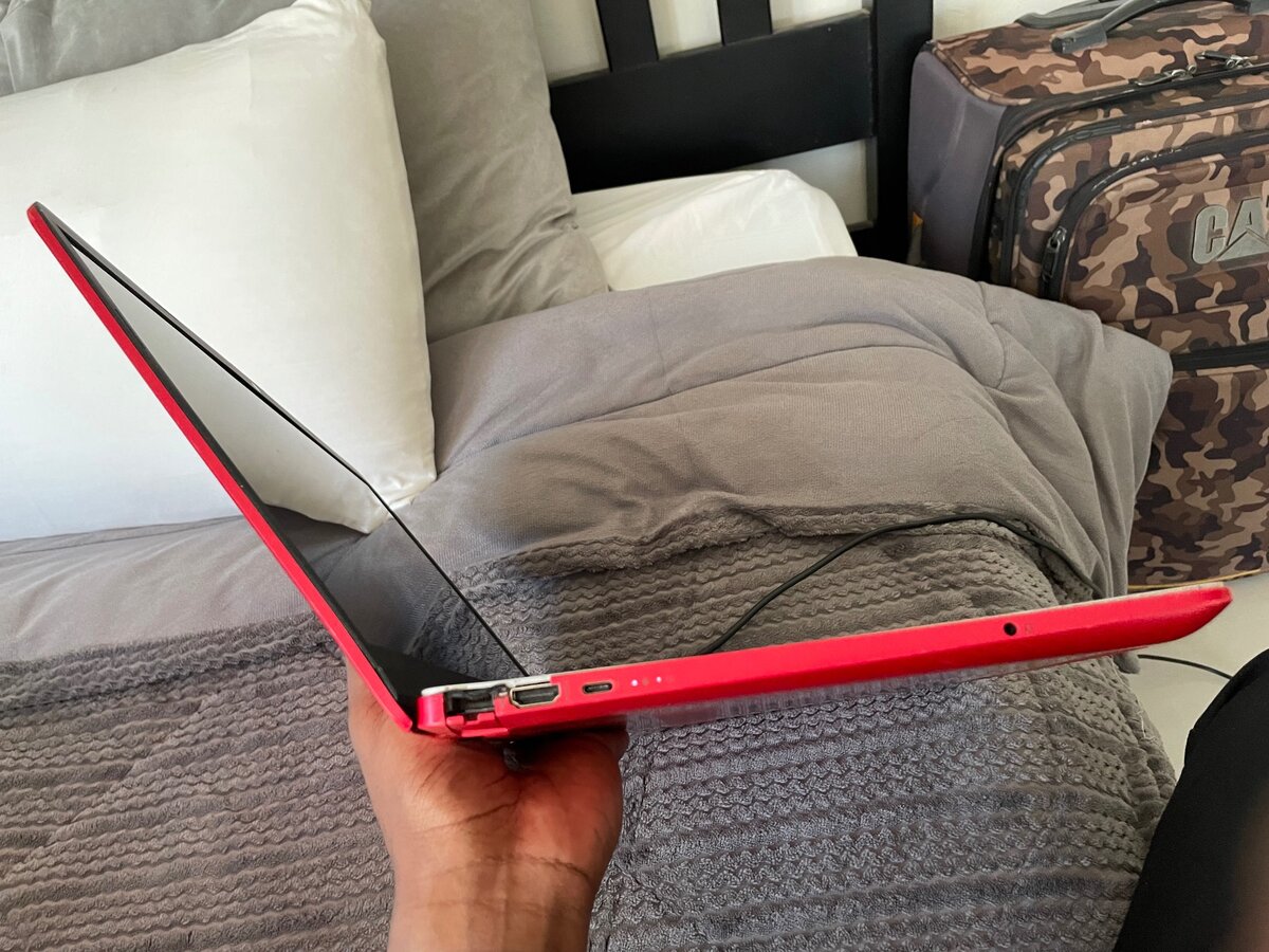 HPNotebook 15-dw1083wm