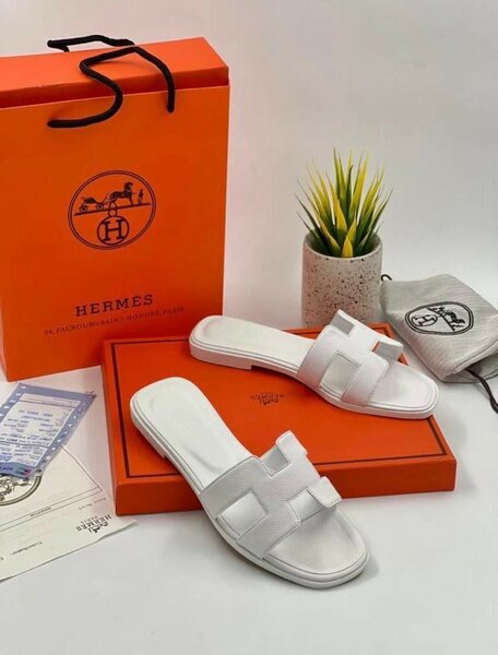 Hermes slippers