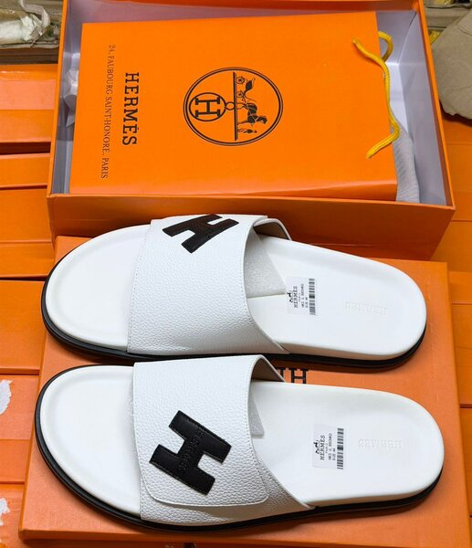 Sandales en cuir Hermès