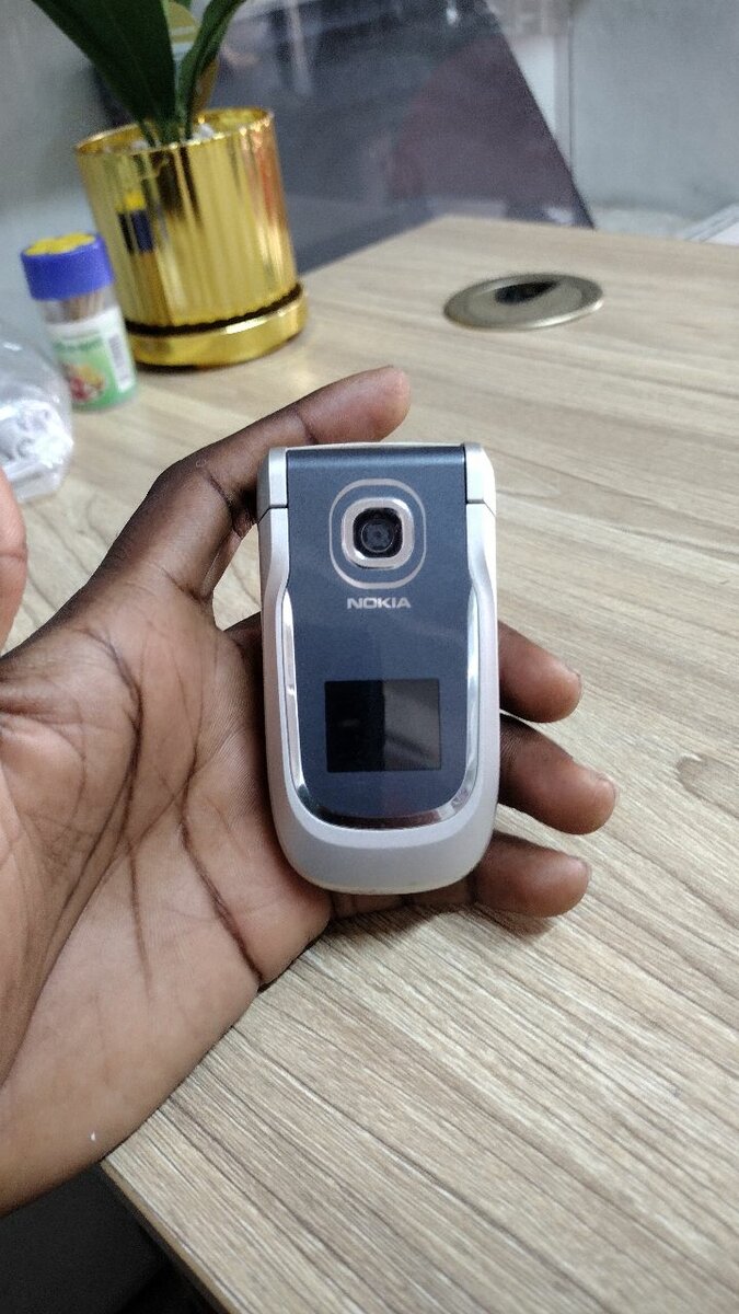 Téléphone à clapet rétro Nokia