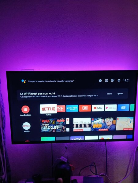 TCL TV 43" Android HDR Image