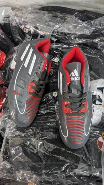 Kids soccer Boots