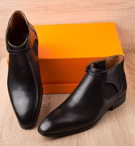 Bottes en cuir élégantes homme