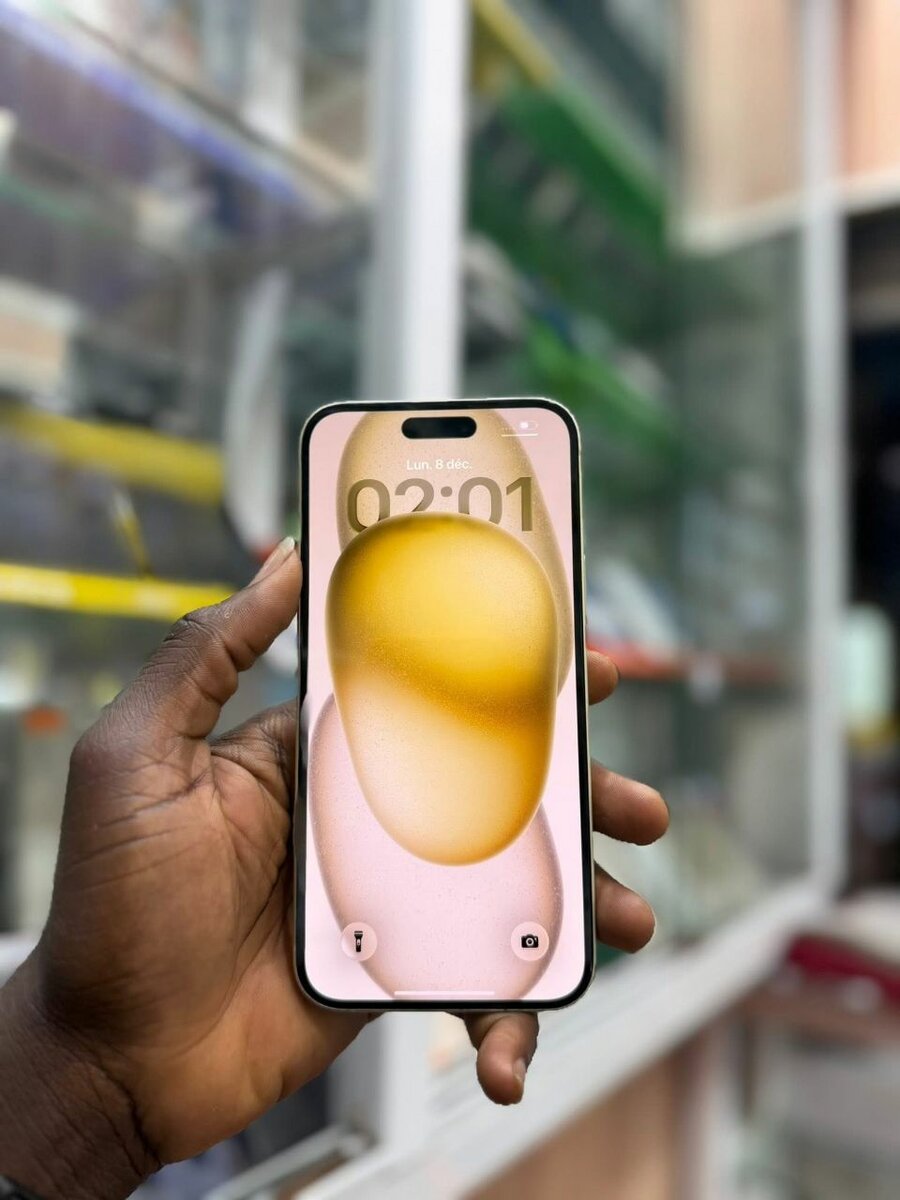 iPhone 14 jaune élégant 128 Go