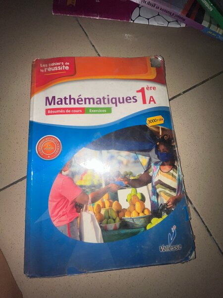 Livre Mathématiques 1ère A