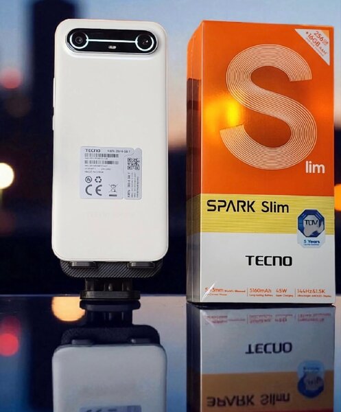 Tecno Spark Slim 256Gb 8ram