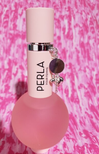 Perla Pink Perfume by Mirada