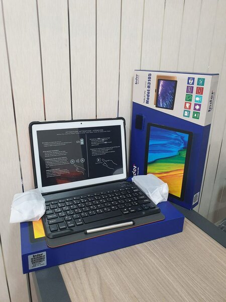 Tablette Hybride avec Clavier