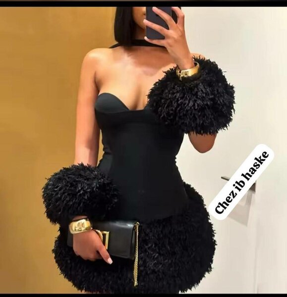 Robe élégante noire