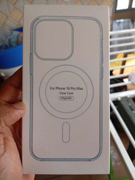 Coque Magnétique iPhone 16 Pro Max