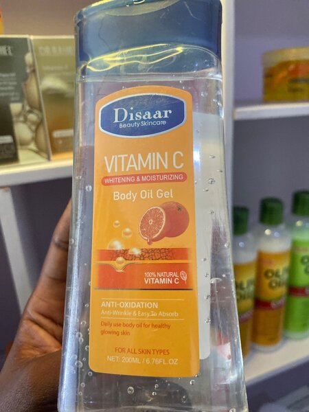 Vitamin c body oil gel to glow and moisturize your skin