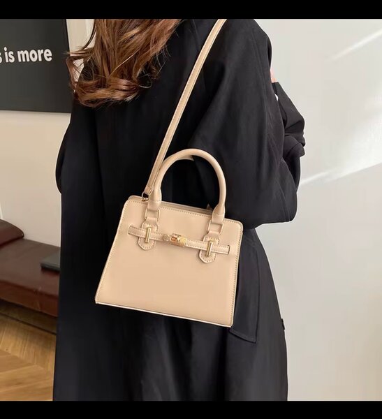 Sac en cuir élégant femme