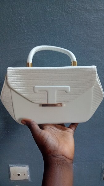 Sac à main élégant en cuir