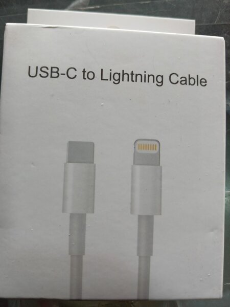CÂBLE USB-C iphone ORIGINAL