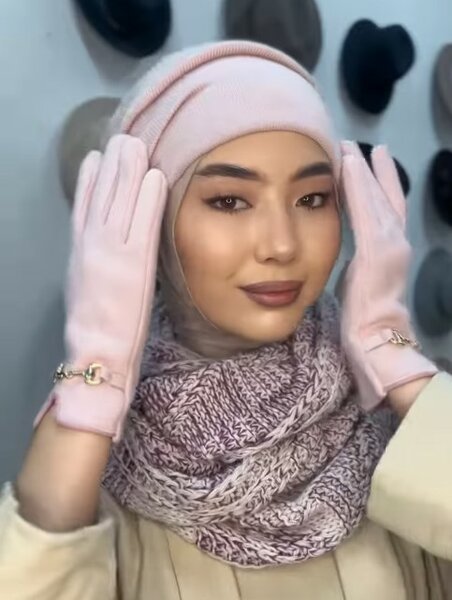 Красивая женская шапка. Из стриженой ангоры+шерсть.