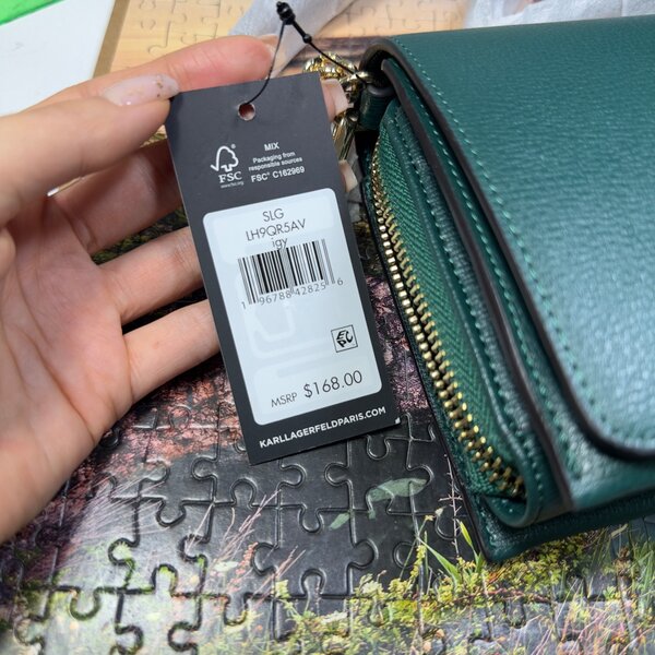 Клатч Karl Lagerfeld