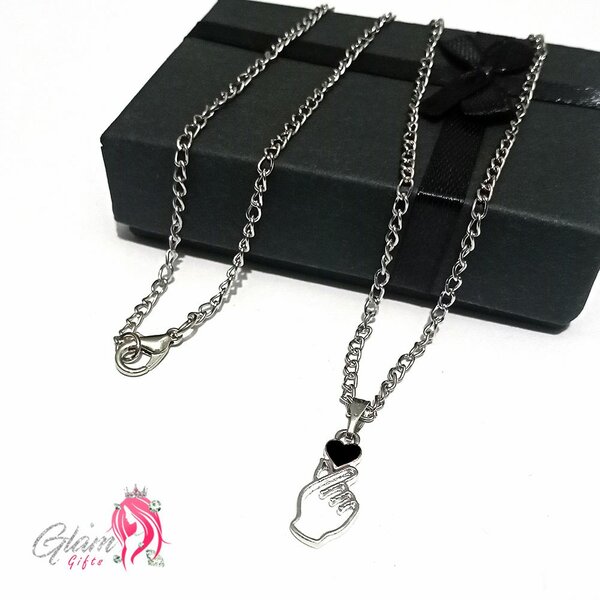 Finger Heart Necklace Gift Box