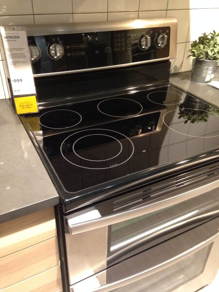 Cuisinière électrique moderne