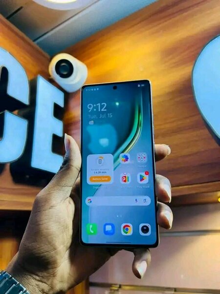 Smartphone Tecno moderne 5G