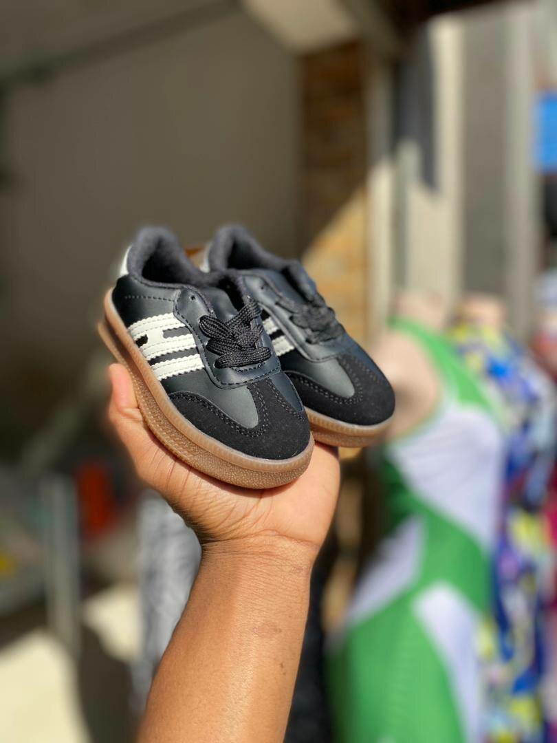 Samba sneakers