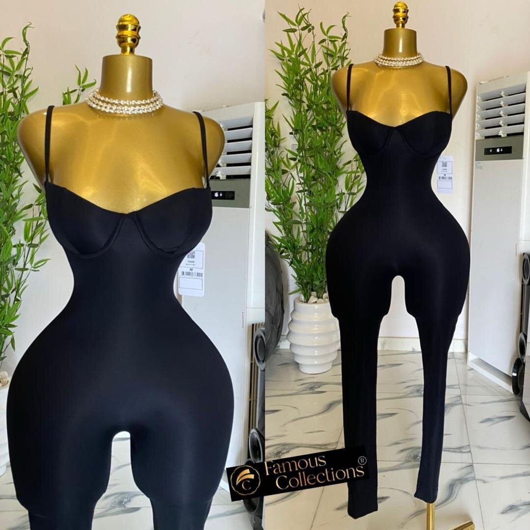 Combinaison moulante élégante