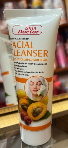 Nettoyant Visage Exfoliant Peaux