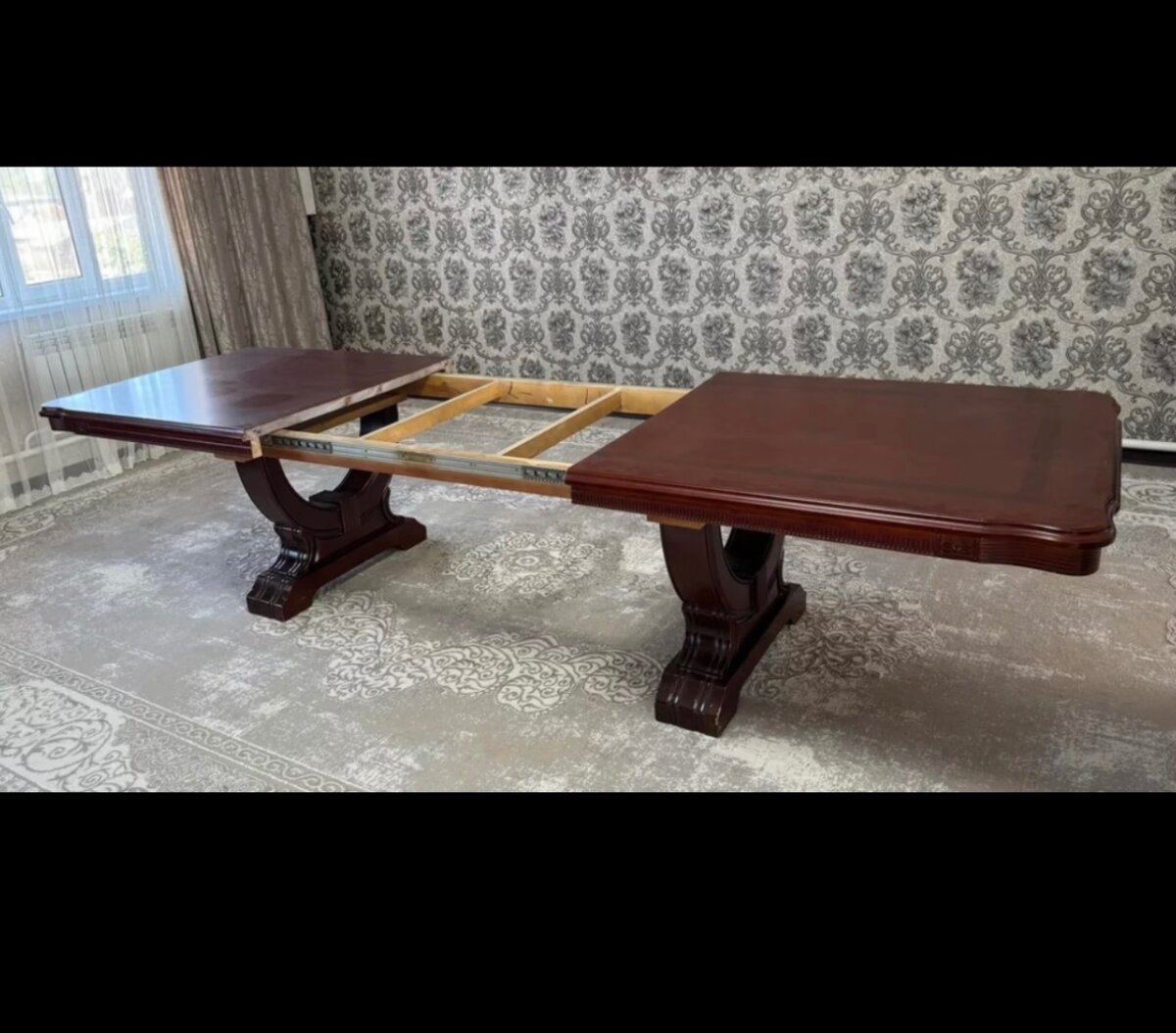 ПРОДАЕТСЯ СТОЛ