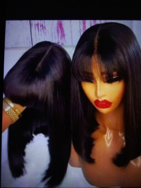 Perruque droite naturelle