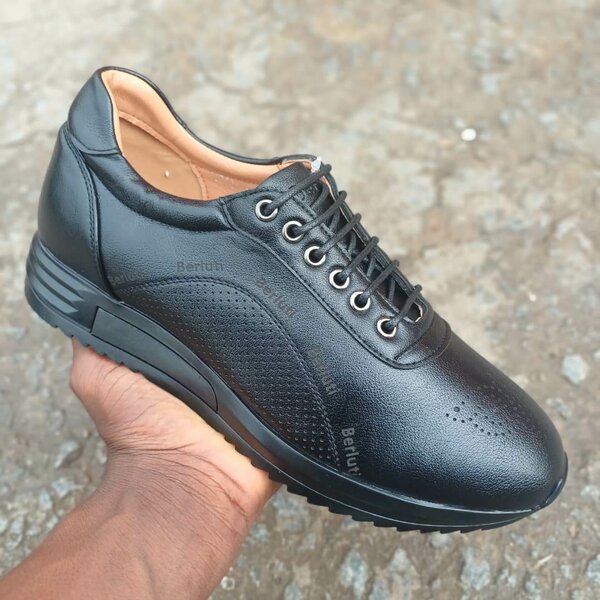 Chaussures élégantes en cuir