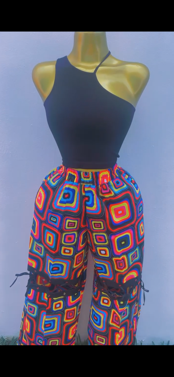 Pantalon audacieux à motifs
