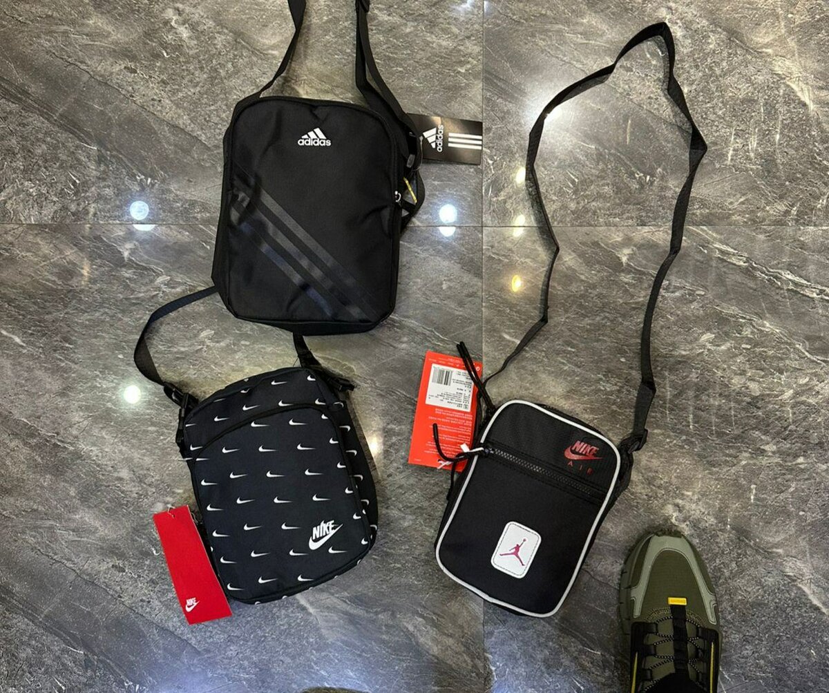 Small travelling bags