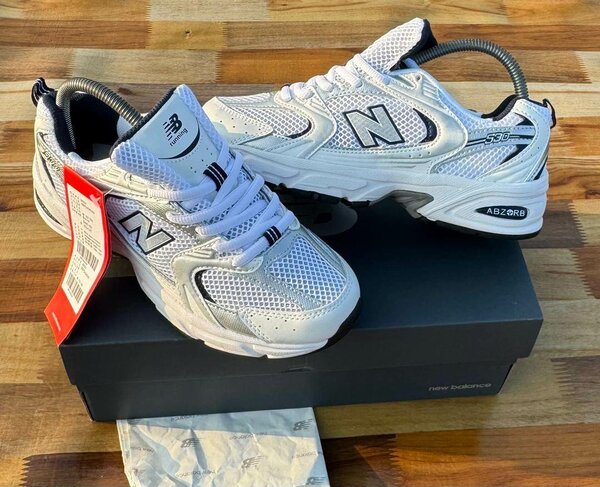 NEW BALANCE 530
