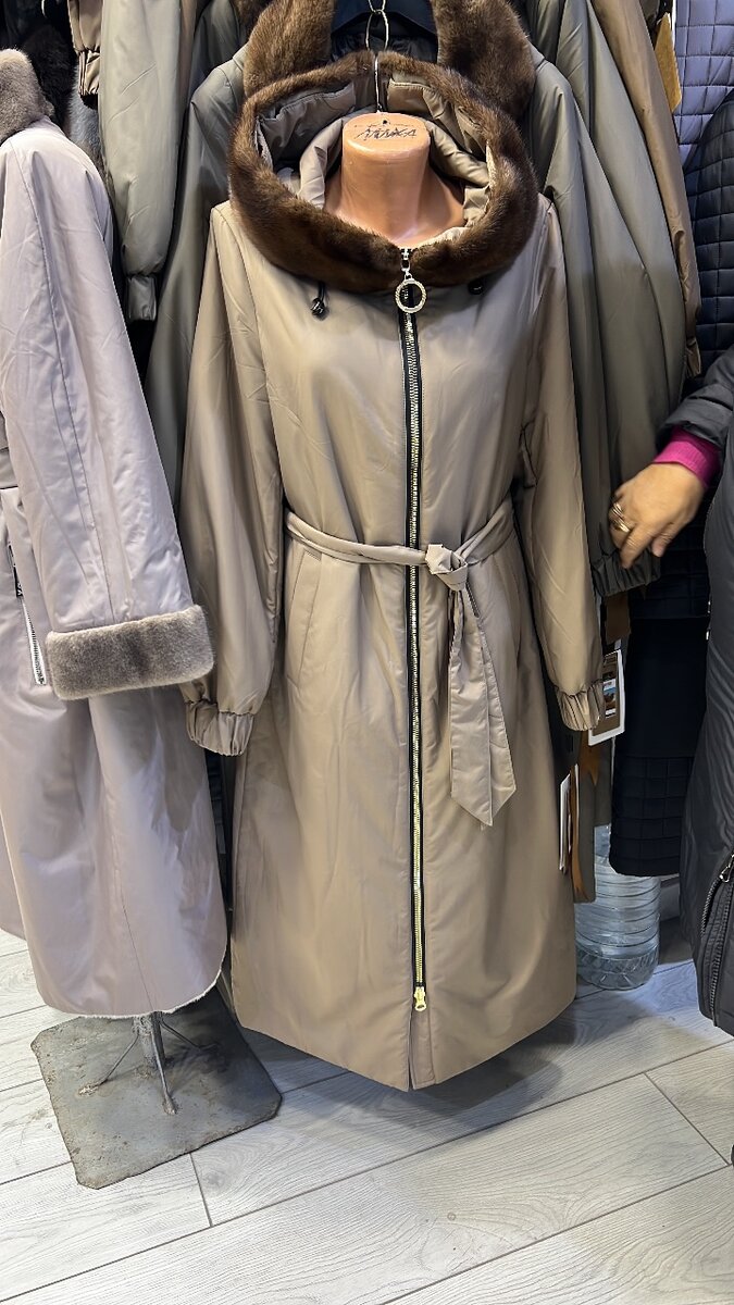 Куртки верблюжий