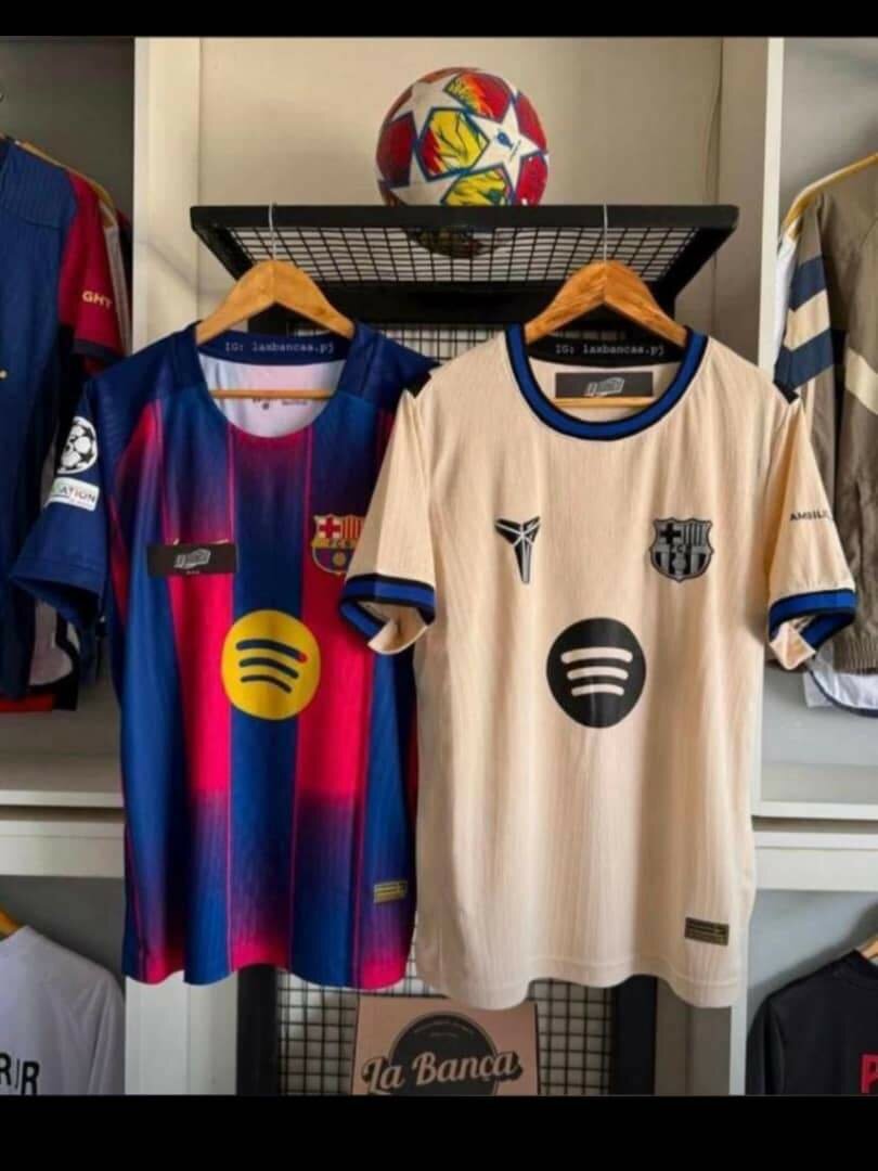 Maillots de football tendance