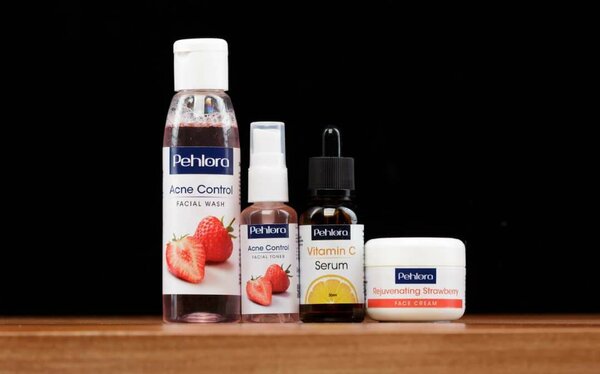 Pehlora Acne Control Facial set