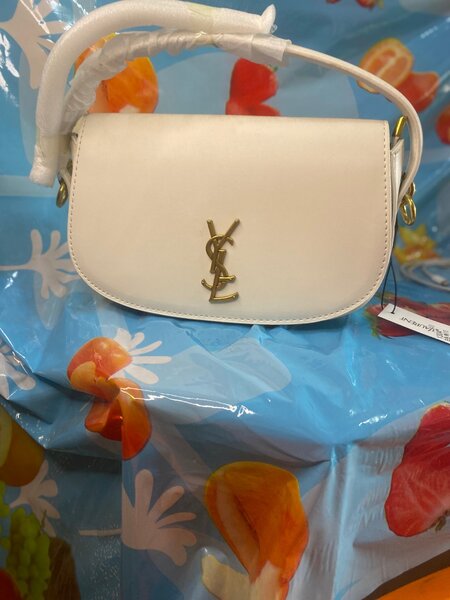 Sac à main blanc élégant