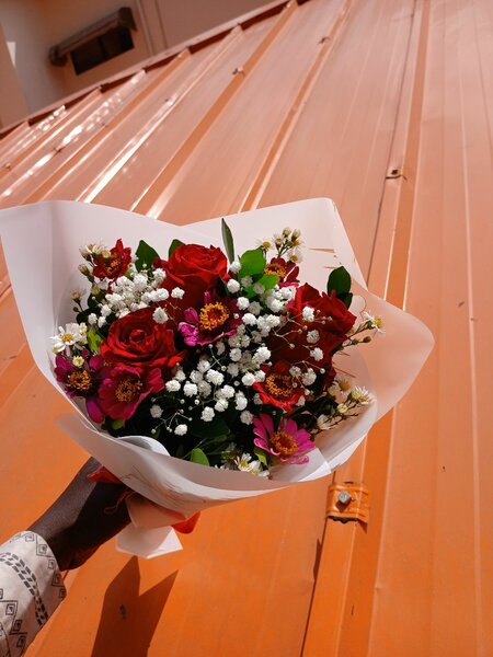 Bouquet de  3 roses rouges