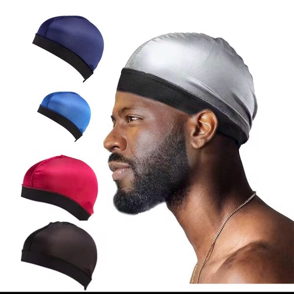 Bonnet en satin pour homme