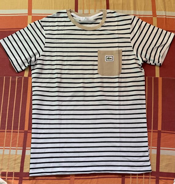 T-shirt rayé à poche homme
