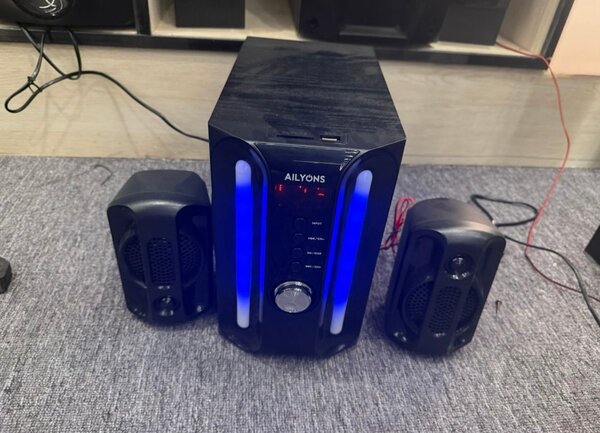 Ailyons Bluetooth Speaker Set