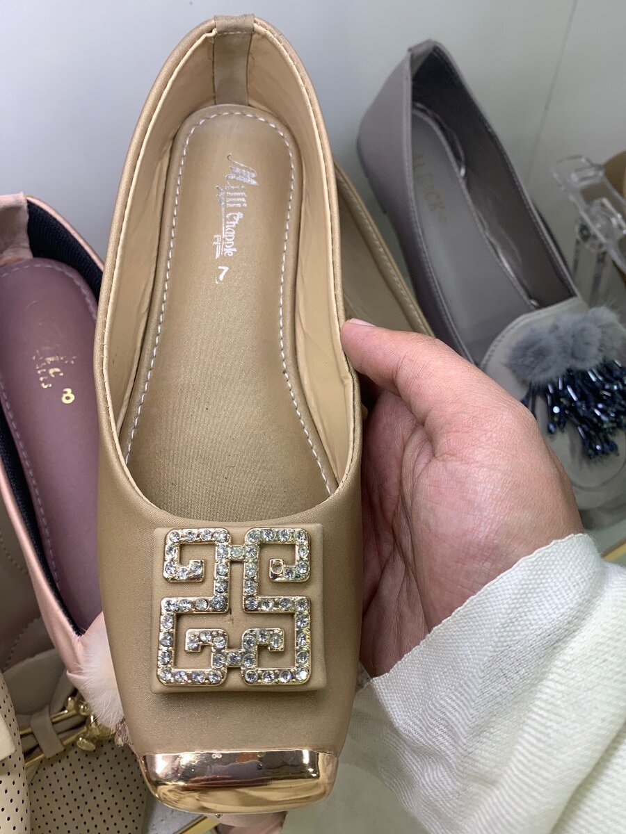 Women Fancy Pump Cream Color