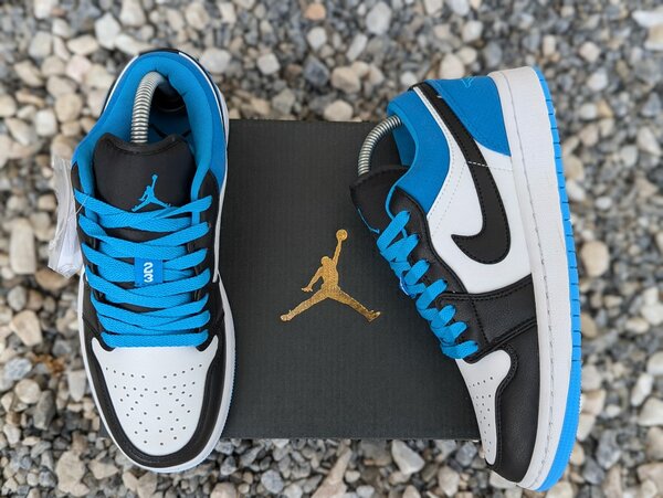 AIR JORDAN 1 LOW (BLACK & DARK POWDER)