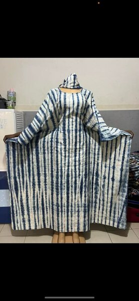Robe caftan à motifs batik