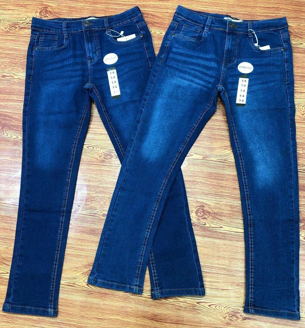 Boys 6 pocket cargo shorts