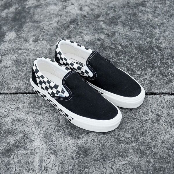Chaussures Slip-On Damier Noir et Blanc