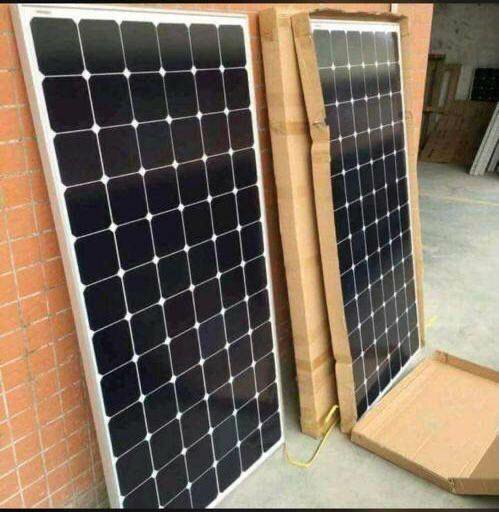 Panneaux solaires 250w