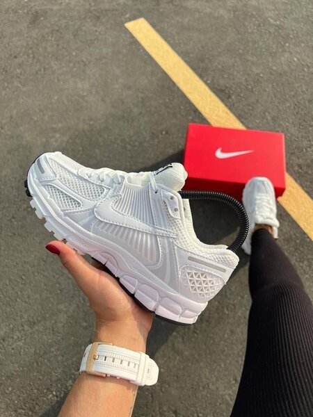 Baskets blanches sport