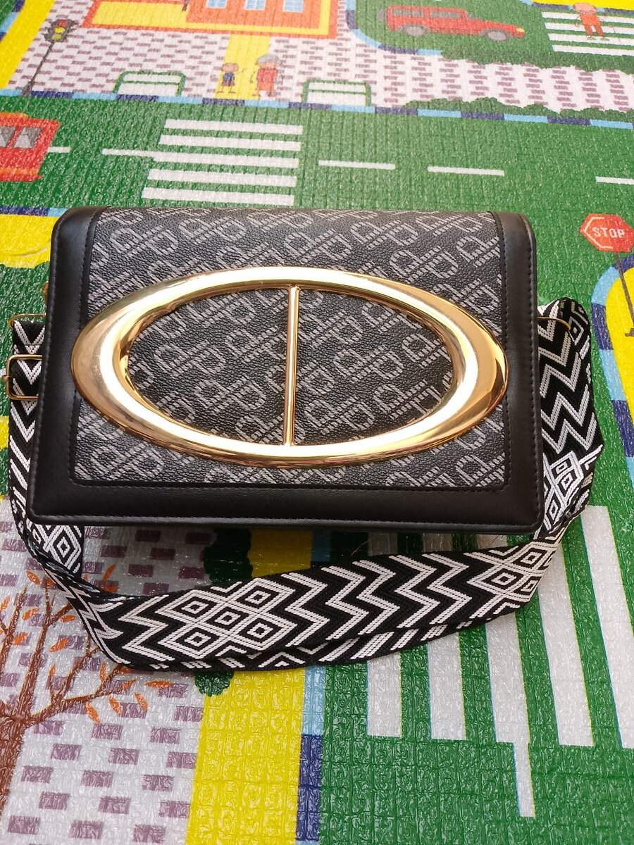 Sac bandoulière élégant